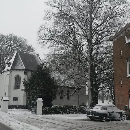 De Zwaluw Bed & Breakfast Slijk-Ewijk
