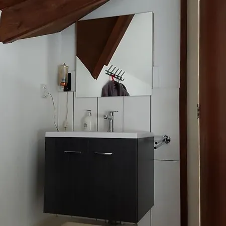 Bed & Breakfast De Zwaluw Slijk-Ewijk